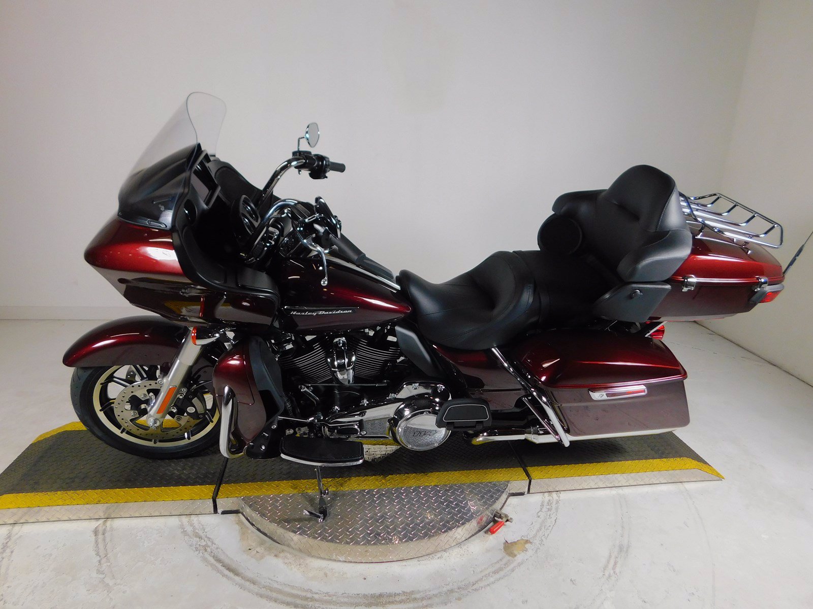 New 2019 Harley-Davidson Road Glide Ultra FLTRU Touring in Riverside ...