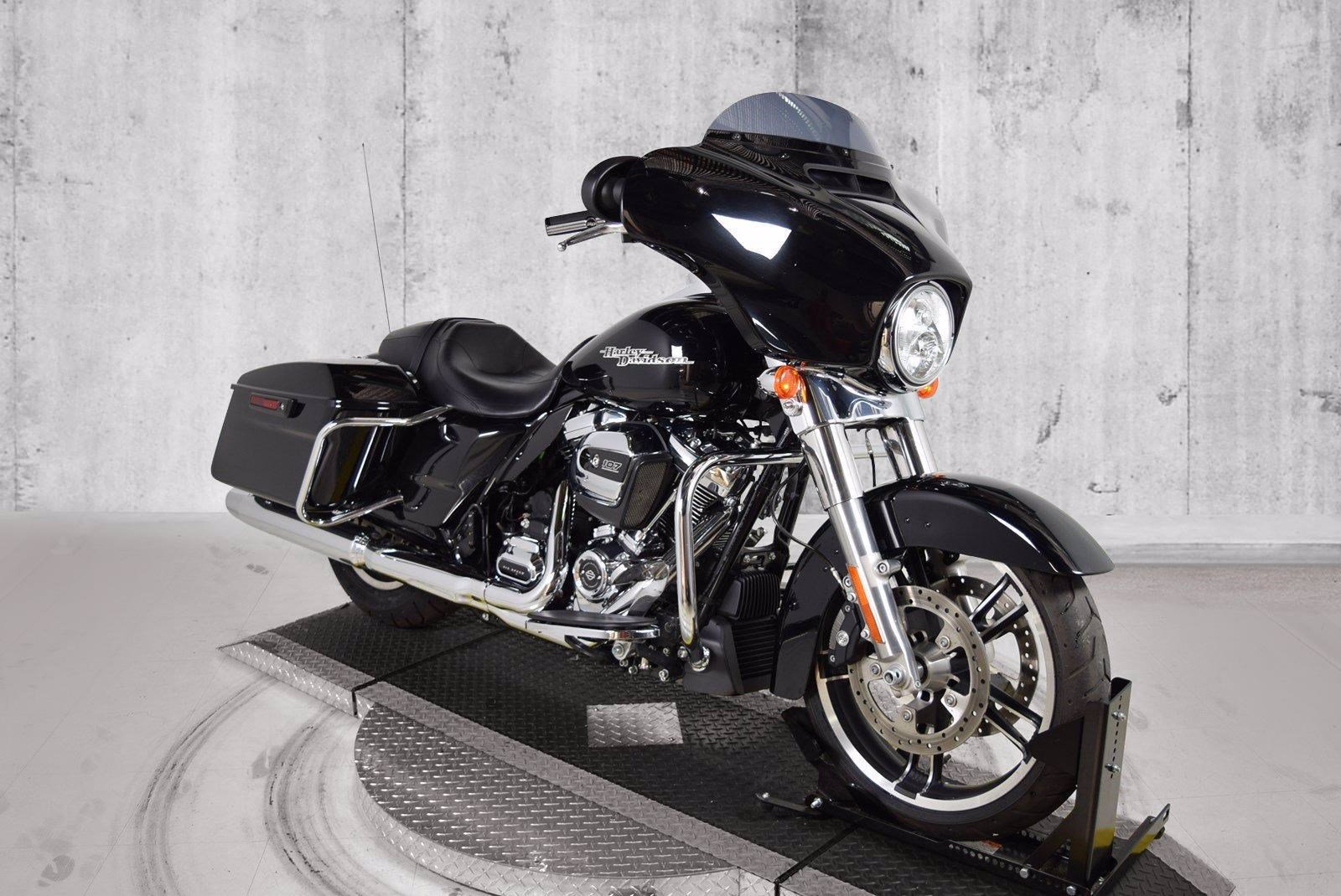 Pre-Owned 2018 Harley-Davidson Street Glide FLHX Touring in Riverside # ...