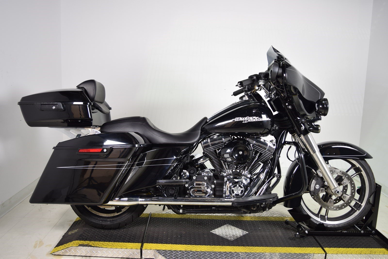 2014 harley street glide tour pack