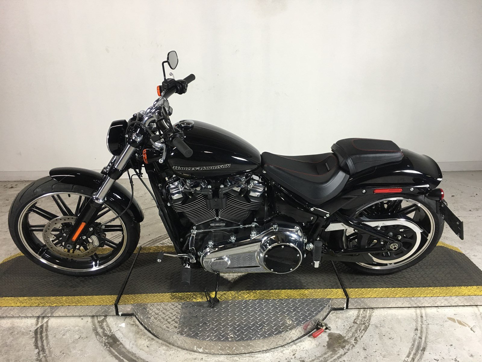 Pre-Owned 2018 Harley-Davidson Softail Breakout FXBR Softail in ...