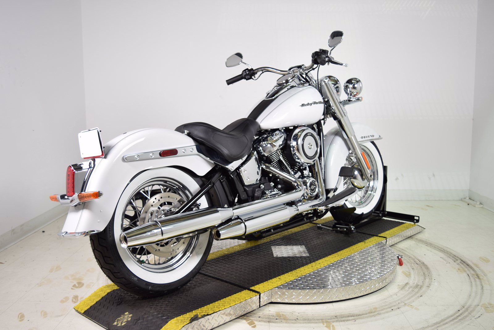 2020 softail standard cc